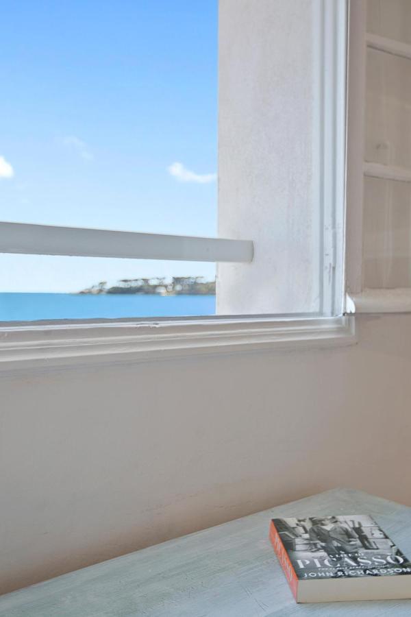 The Sea Apartment 2 - Sea View On The Ramparts Of Old Town Antibes Exterior photo