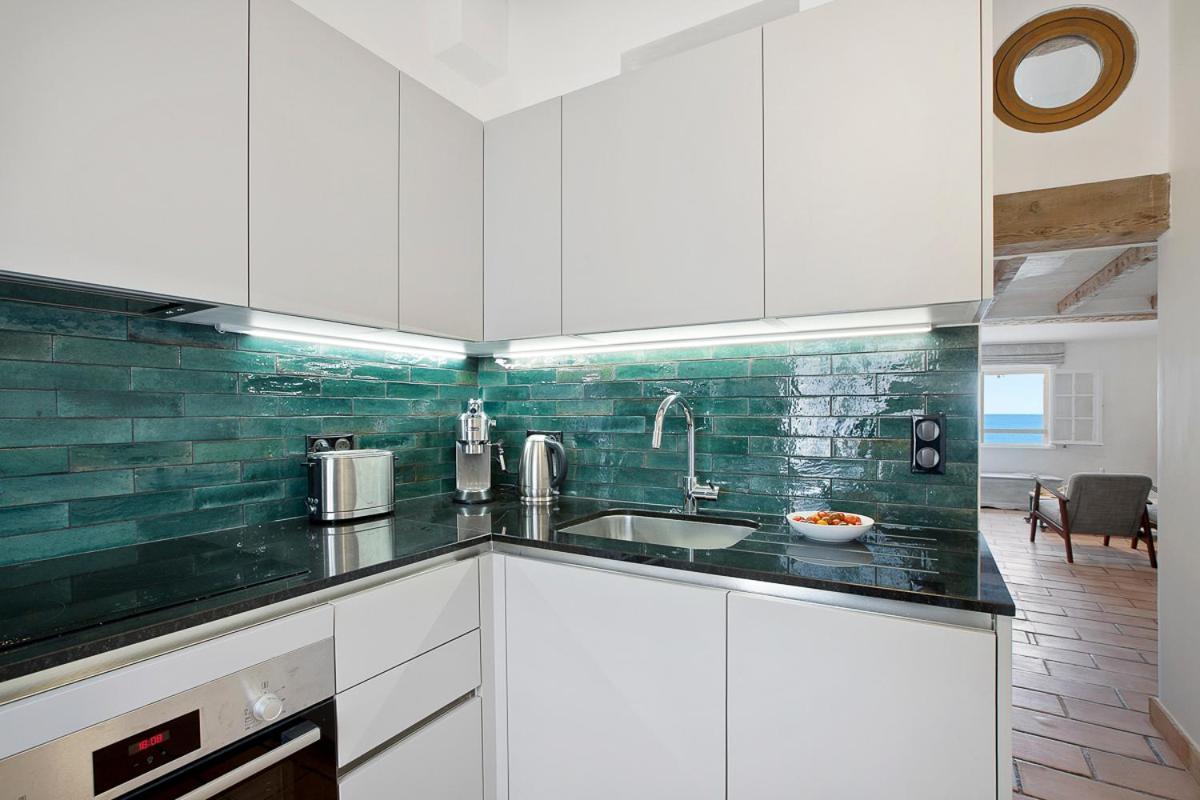 The Sea Apartment 2 - Sea View On The Ramparts Of Old Town Antibes Exterior photo