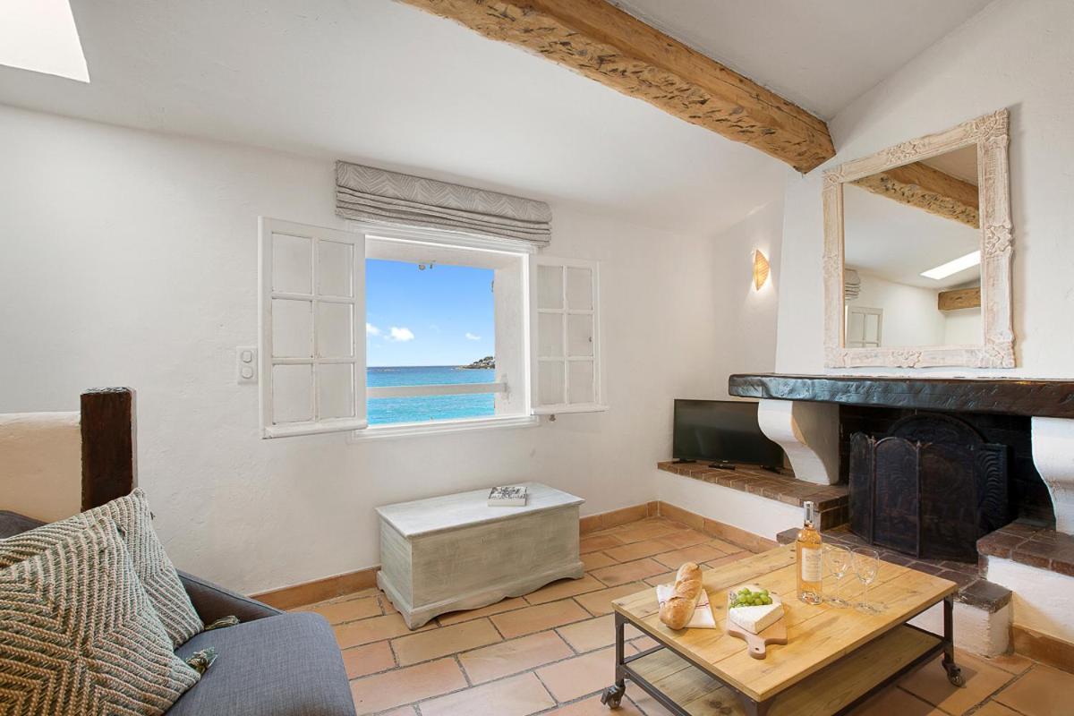 The Sea Apartment 2 - Sea View On The Ramparts Of Old Town Antibes Exterior photo