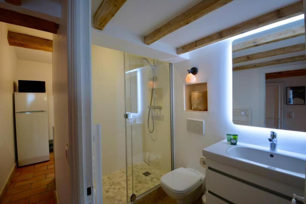 The Sea Apartment 2 - Sea View On The Ramparts Of Old Town Antibes Exterior photo
